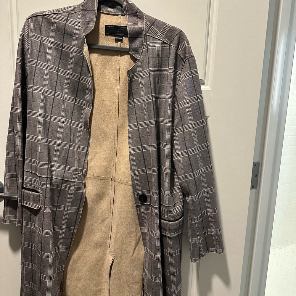 Women’s Plaid Gray Coat
